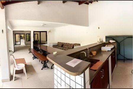 Casa para alugar com 8 quartos, 687m² em Barra da Tijuca, Rio de Janeiro