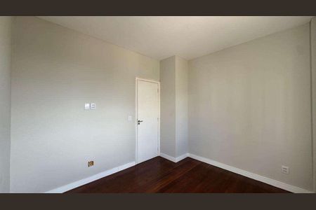 Apartamento à venda com 3 quartos, 120m² em Funcionários, Belo Horizonte