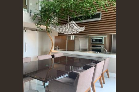 Apartamento à venda com 132m², 2 quartos e 2 vagas