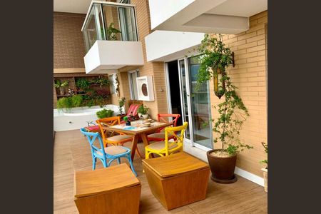 Apartamento à venda com 132m², 2 quartos e 2 vagas