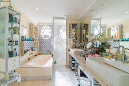 Apartamento à venda com 4 quartos, 244m² em Vila Gomes Cardim, São Paulo