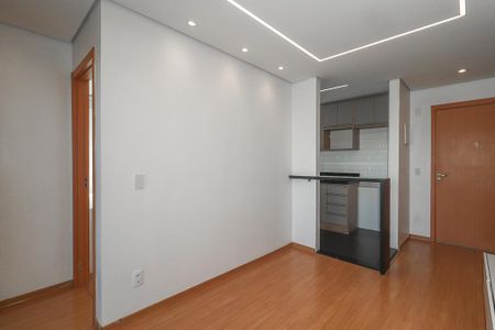 Sala de apartamento para alugar com 2 quartos, 45m² em Santa Fe, Porto Alegre