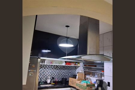 Casa à venda com 4 quartos, 180m² em Butantã, São Paulo