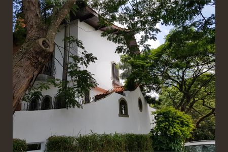 Casa à venda com 3 quartos, 170m² em Campo Grande, São Paulo