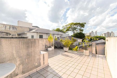Casa à venda com 5 quartos, 320m² em Jardim da Gloria, São Paulo