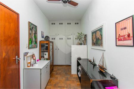 Casa à venda com 5 quartos, 320m² em Jardim da Gloria, São Paulo