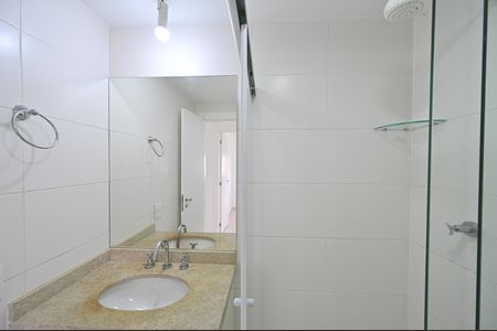 Apartamento para alugar com 75m², 2 quartos e 1 vagaBanheiro Social