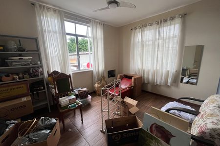 Casa à venda com 394m², 8 quartos e 4 vagas