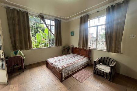 Casa à venda com 394m², 8 quartos e 4 vagas