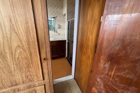 Casa à venda com 394m², 8 quartos e 4 vagas