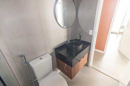 Apartamento para alugar com 109m², 2 quartos e 2 vagas Apartamento para alugar com 109m², 2 quartos e 2 vagasBanheiro