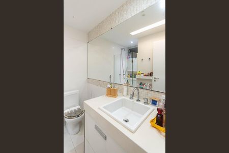 Apartamento à venda com 75m², 2 quartos e sem vagaBanheiro