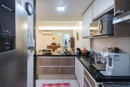 Apartamento à venda com 75m², 2 quartos e sem vagaCozinha e Área de Serviço