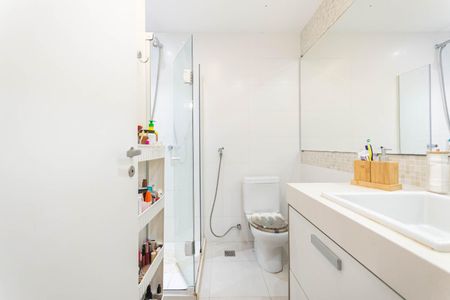 Apartamento à venda com 75m², 2 quartos e sem vagaBanheiro
