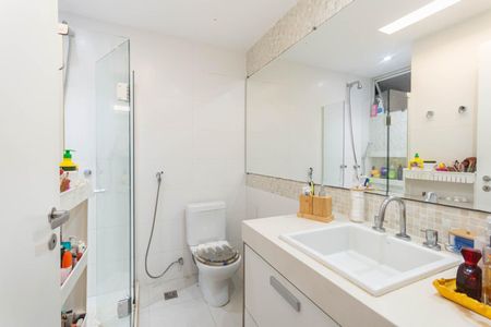 Apartamento à venda com 75m², 2 quartos e sem vagaBanheiro