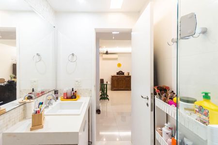 Apartamento à venda com 75m², 2 quartos e sem vagaBanheiro