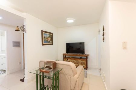Apartamento à venda com 75m², 2 quartos e sem vagaSala