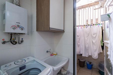 Apartamento à venda com 75m², 2 quartos e sem vagaCozinha e Área de Serviço