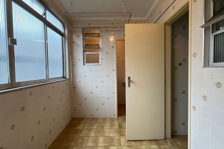 Apartamento para alugar com 135m², 2 quartos e 1 vagaÁrea de Serviço