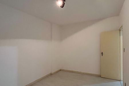Quarto de apartamento para alugar com 2 quartos, 135m² em Boqueirão, Santos