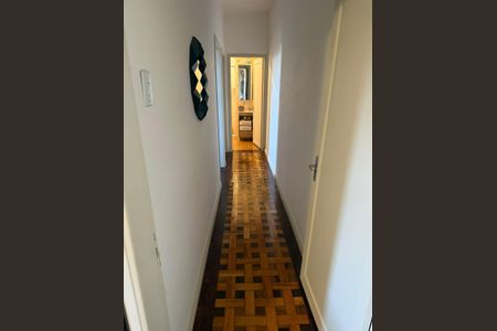Corredor de apartamento para alugar com 2 quartos, 70m² em Menino Deus, Porto Alegre