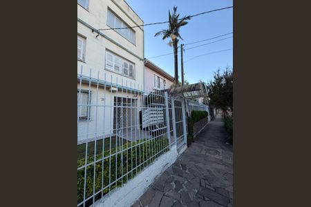 Apartamento para alugar com 70m², 2 quartos e sem vagaFachada