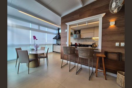 Apartamento à venda com 140m², 3 quartos e 2 vagas