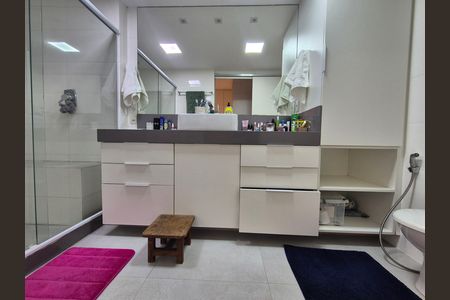 Apartamento à venda com 140m², 3 quartos e 2 vagas