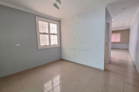 Casa para alugar com 212m², 4 quartos e 5 vagas Casa para alugar com 212m², 4 quartos e 5 vagasSala de Jantar