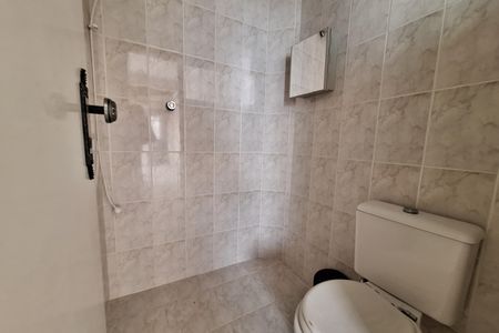 Casa para alugar com 212m², 4 quartos e 5 vagas Casa para alugar com 212m², 4 quartos e 5 vagasBanheiro