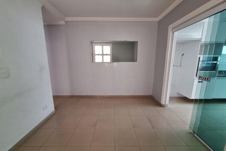 Casa para alugar com 212m², 4 quartos e 5 vagas Casa para alugar com 212m², 4 quartos e 5 vagasSala de Jantar