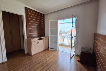 Casa para alugar com 212m², 4 quartos e 5 vagas Casa para alugar com 212m², 4 quartos e 5 vagasSuíte 2