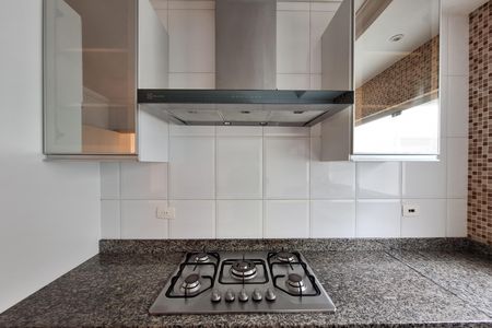 Casa para alugar com 212m², 4 quartos e 5 vagas