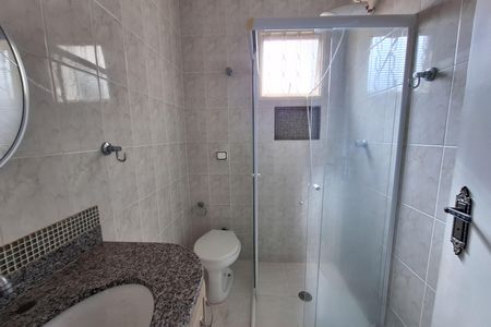 Casa para alugar com 212m², 4 quartos e 5 vagas Casa para alugar com 212m², 4 quartos e 5 vagasBanheiro Corredor