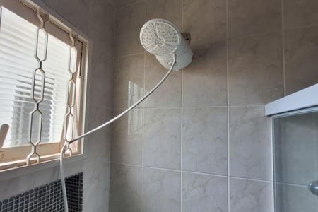 Casa para alugar com 212m², 4 quartos e 5 vagas Casa para alugar com 212m², 4 quartos e 5 vagasBanheiro Corredor
