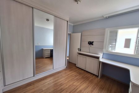 Casa para alugar com 212m², 4 quartos e 5 vagas Casa para alugar com 212m², 4 quartos e 5 vagasQuarto 3