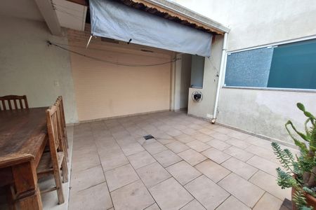 Casa para alugar com 212m², 4 quartos e 5 vagas Casa para alugar com 212m², 4 quartos e 5 vagasÁrea gourmet