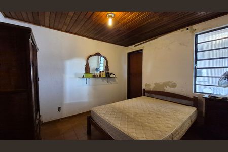Suíte de casa à venda com 5 quartos, 411m² em Vila Santa Teresa, Santo André