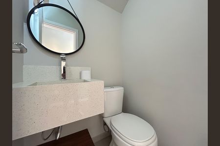 Casa para alugar com 140m², 3 quartos e 2 vagas Casa para alugar com 140m², 3 quartos e 2 vagasLavabo