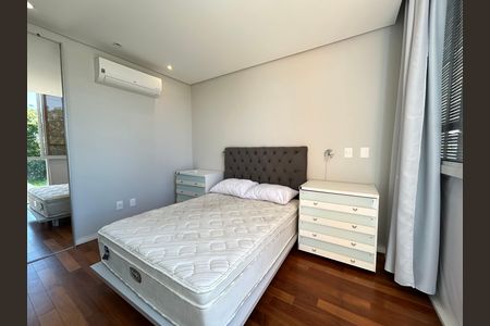 Casa para alugar com 140m², 3 quartos e 2 vagas Casa para alugar com 140m², 3 quartos e 2 vagasSuíte