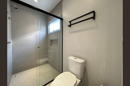 Casa para alugar com 140m², 3 quartos e 2 vagas Casa para alugar com 140m², 3 quartos e 2 vagasBanheiro