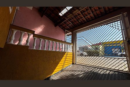 Casa para alugar com 110m², 2 quartos e 3 vagas Casa para alugar com 110m², 2 quartos e 3 vagasGaragem