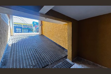 Casa para alugar com 110m², 2 quartos e 3 vagas Casa para alugar com 110m², 2 quartos e 3 vagasGaragem