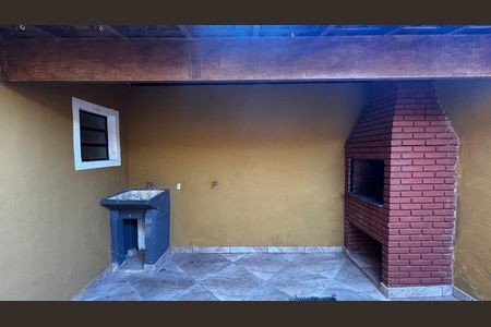 Casa para alugar com 110m², 2 quartos e 3 vagas Casa para alugar com 110m², 2 quartos e 3 vagasQuintal