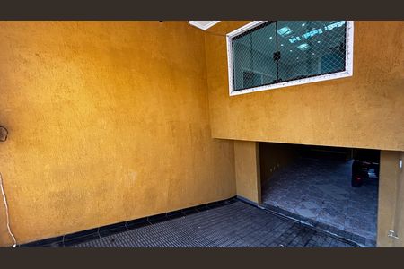 Casa para alugar com 110m², 2 quartos e 3 vagas Casa para alugar com 110m², 2 quartos e 3 vagasGaragem