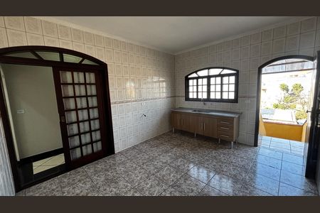 Casa para alugar com 110m², 2 quartos e 3 vagas Casa para alugar com 110m², 2 quartos e 3 vagasCozinha