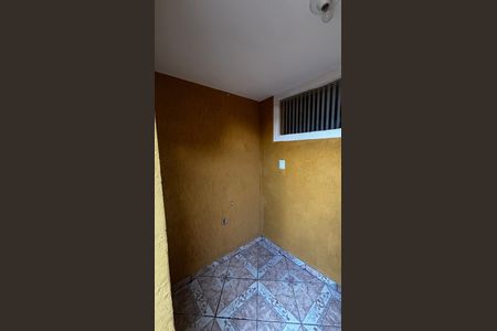 Casa para alugar com 110m², 2 quartos e 3 vagas Casa para alugar com 110m², 2 quartos e 3 vagasQuintal - Area de Serviço