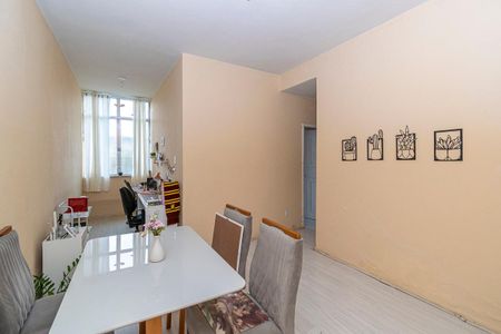 Sala de apartamento para alugar com 1 quarto, 50m² em Brás de Pina, Rio de Janeiro