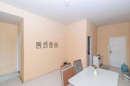 Sala de apartamento para alugar com 1 quarto, 50m² em Brás de Pina, Rio de Janeiro