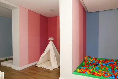 Apartamento à venda com 38m², 2 quartos e sem vagaÁrea comum - Brinquedoteca